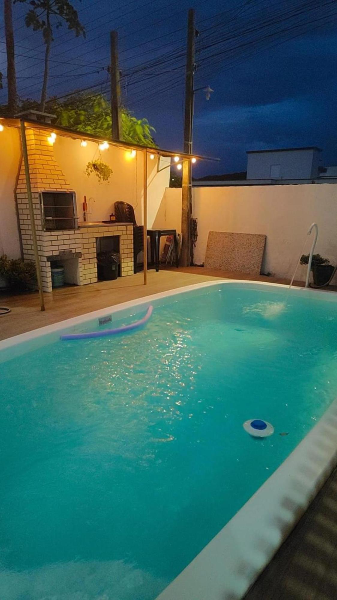 Сasa de vacaciones Casa De Hospede Em *